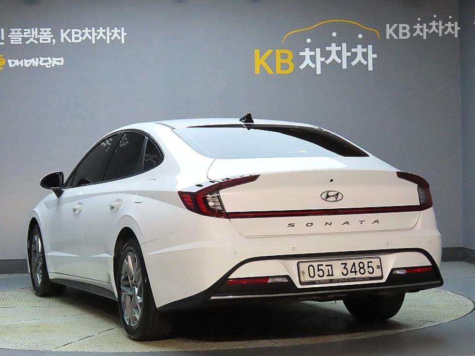 Hyundai Sonata Premium Family — фото 4