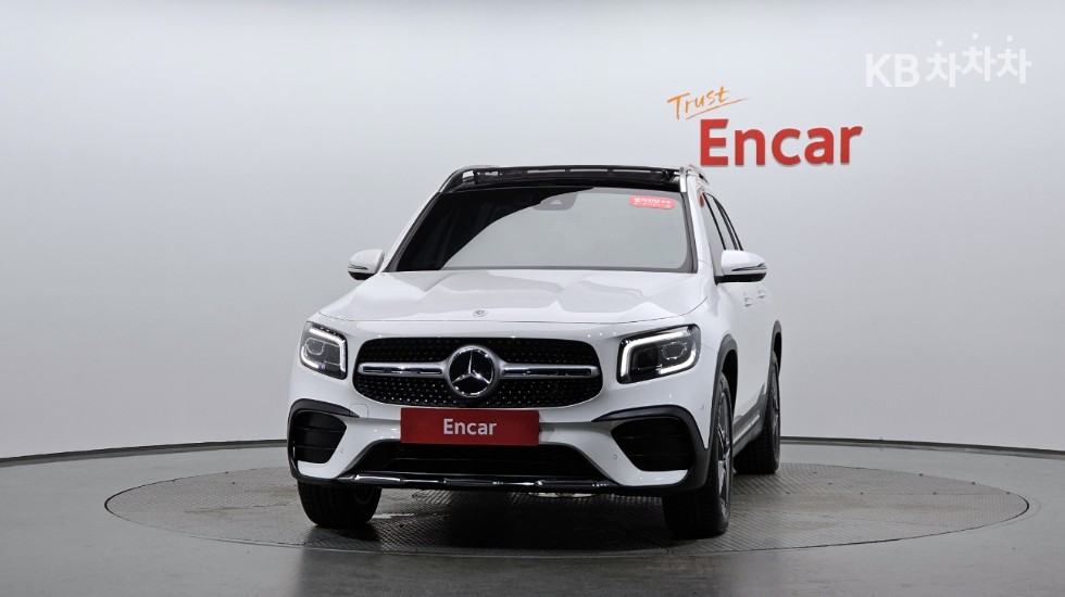 Mercedes-Benz GLB-Class — фото 1