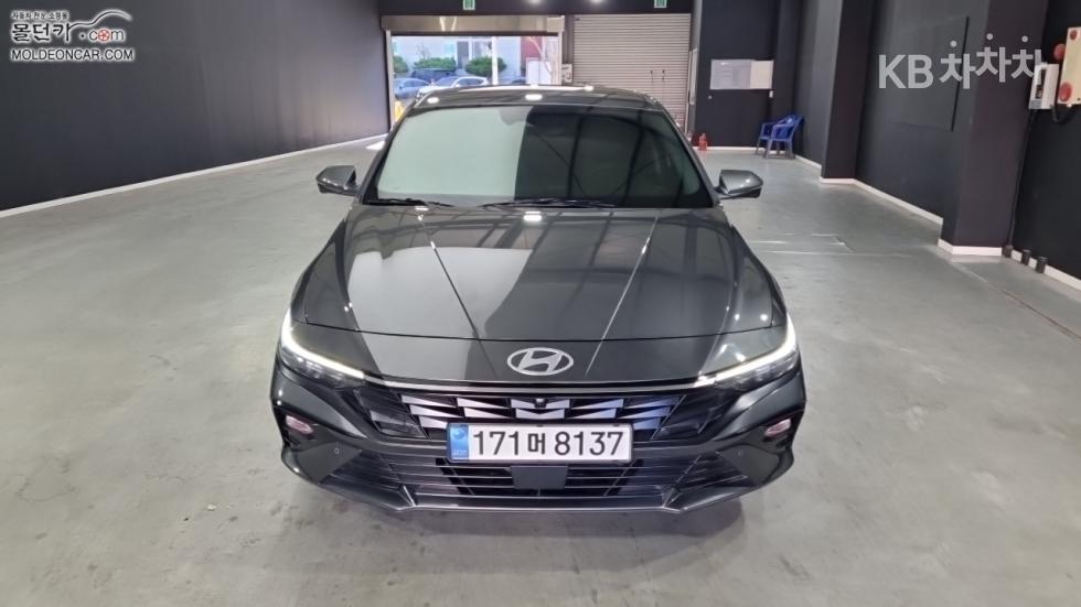 Hyundai Avante — фото 3