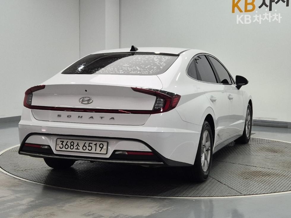 Hyundai Sonata Premium — фото 3