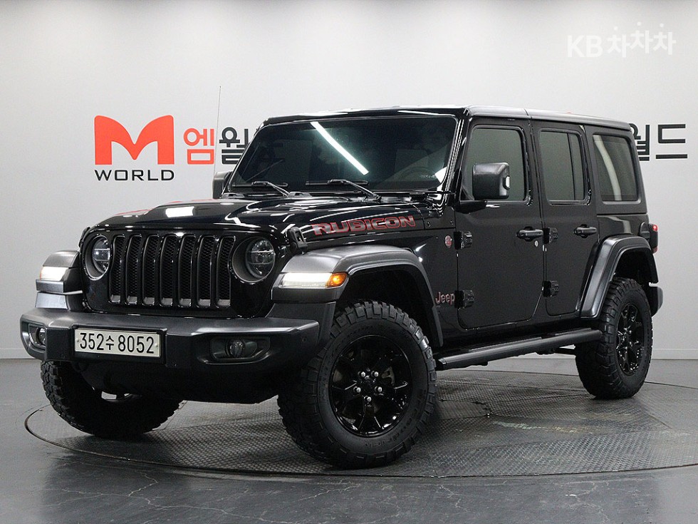 Jeep Wrangler BASE MODEL — фото 1