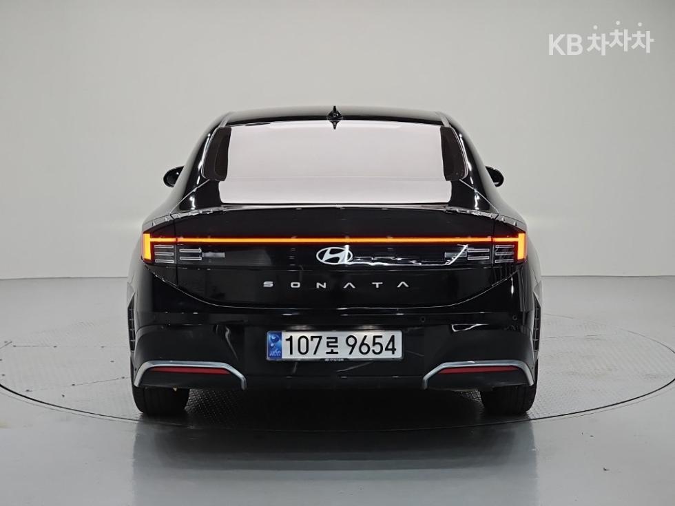 Hyundai Sonata EXCLUSIVE — фото 3