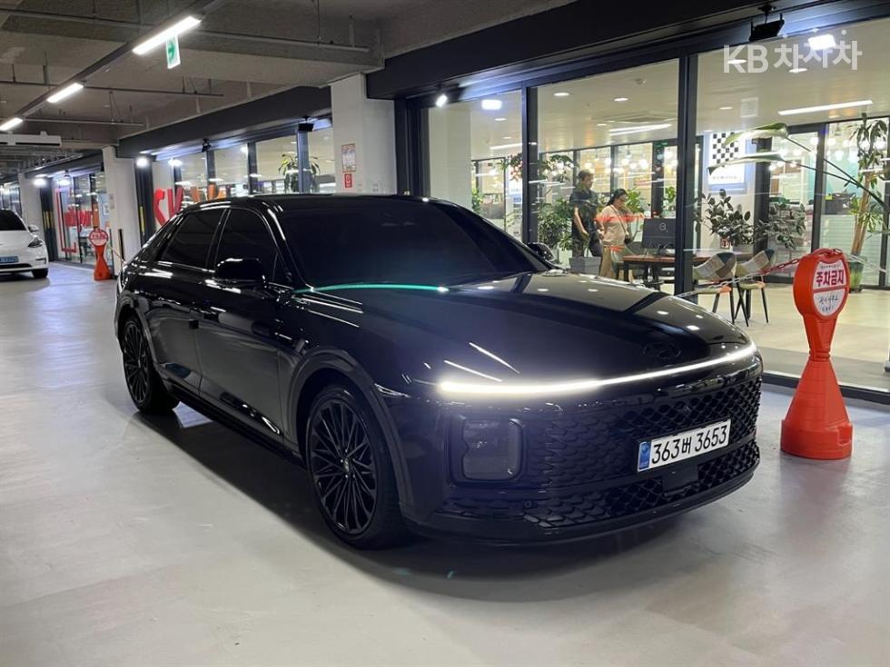 Hyundai Grandeur Calligraphy Black Ink — фото 1