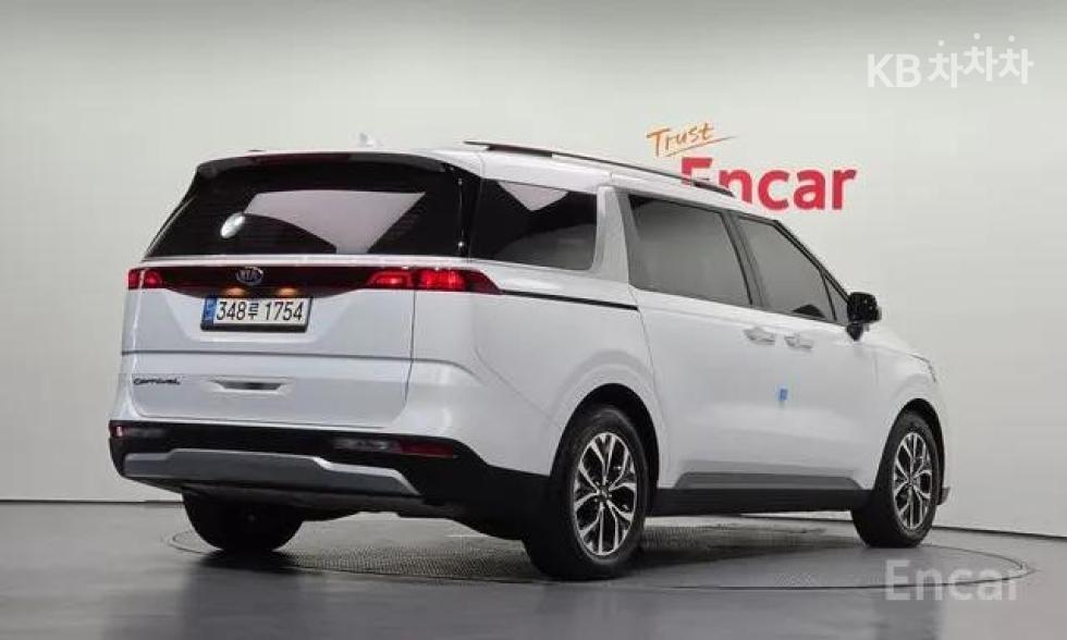 Kia Carnival PRESTIGE — фото 4