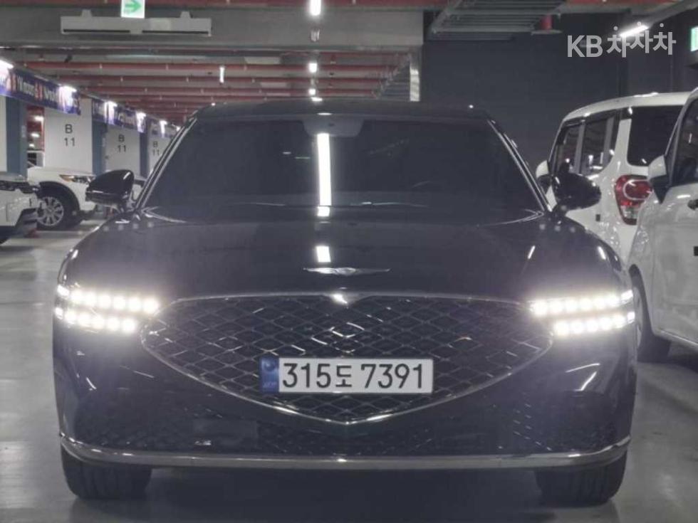 Genesis G90 BASE MODEL — фото 3