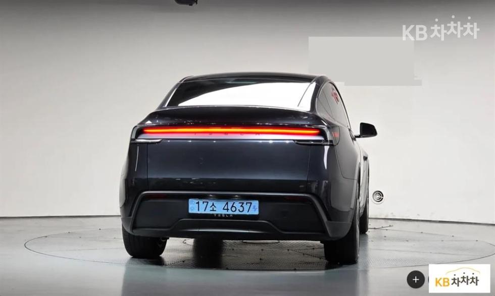 Tesla Model Y Premium — фото 4