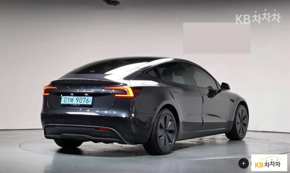 Tesla Model 3 — фото 2