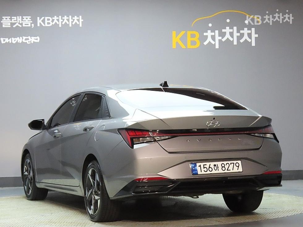 Hyundai Avante INSPIRATION — фото 4