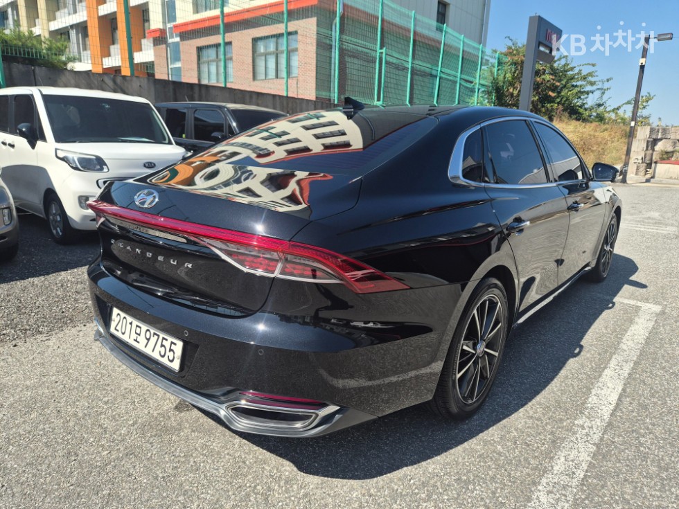 Hyundai Grandeur EXCLUSIVE — фото 4