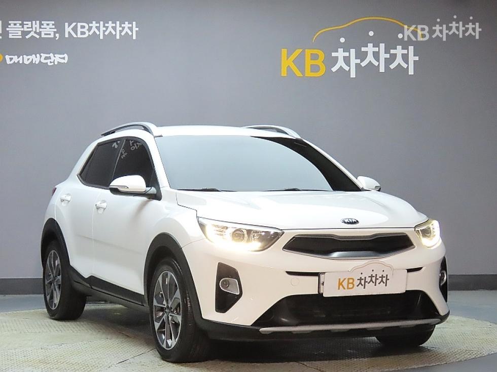 Kia Stonic PRESTIGE — фото 3