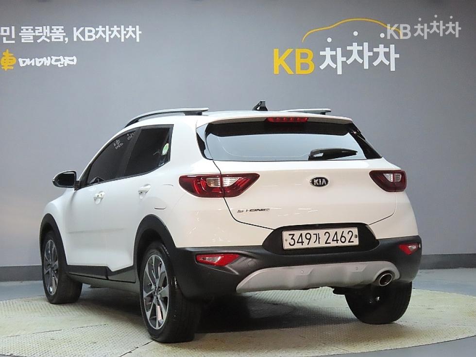 Kia Stonic PRESTIGE — фото 4
