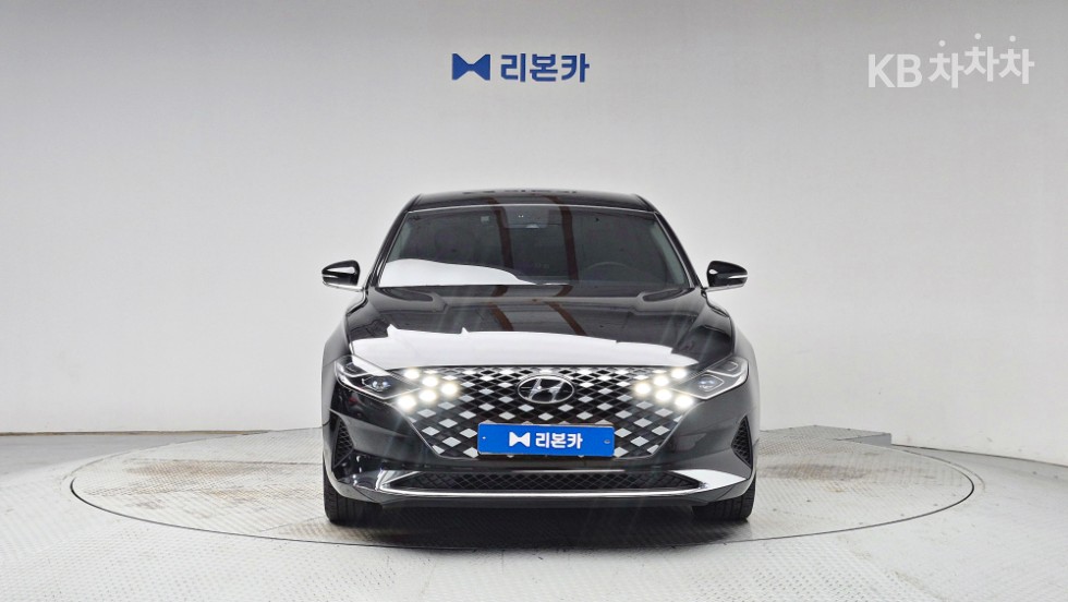 Hyundai Grandeur Premium Choice — фото 2