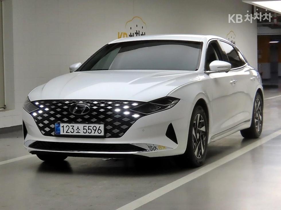 Hyundai Grandeur LE BLANC — фото 1