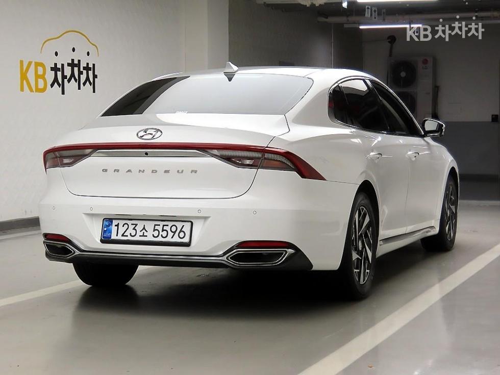 Hyundai Grandeur LE BLANC — фото 4