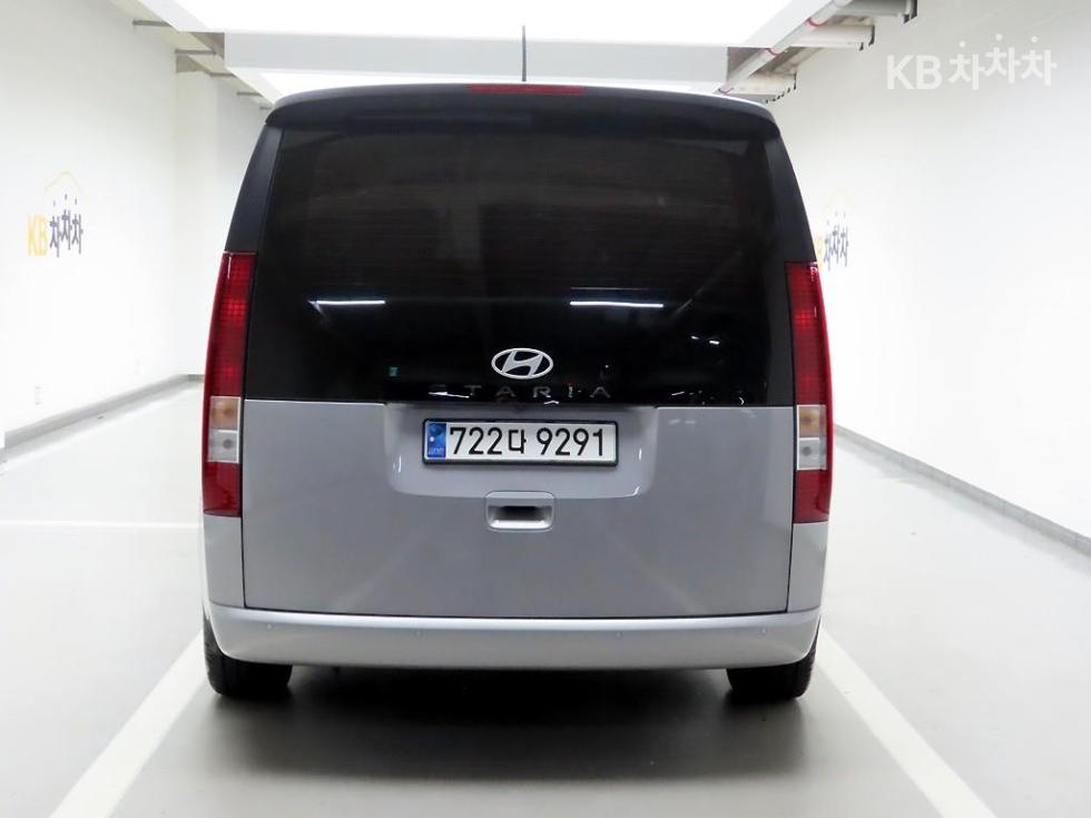 Hyundai Staria — фото 3