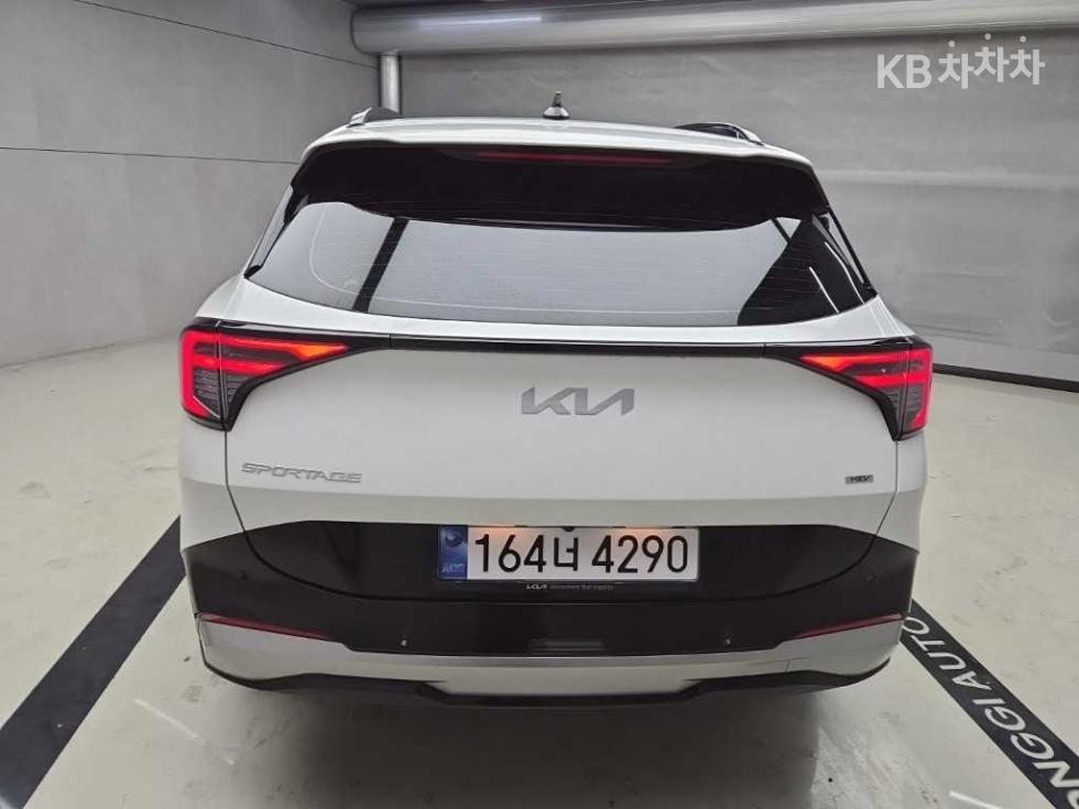 Kia Sportage X-Line — фото 3