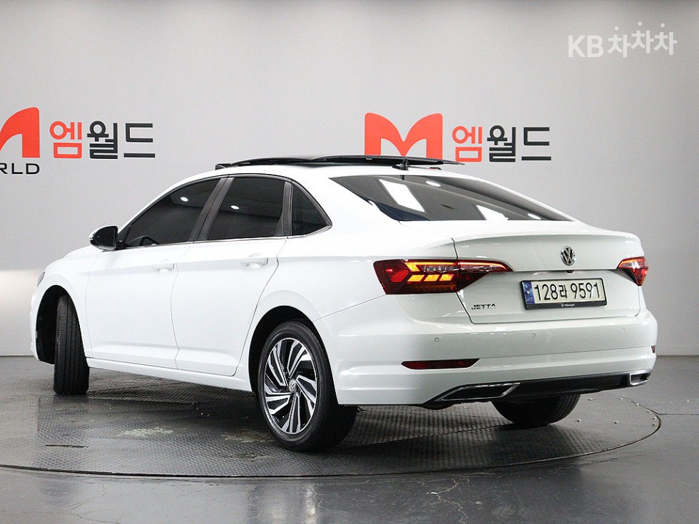 Volkswagen Prestige — фото 4