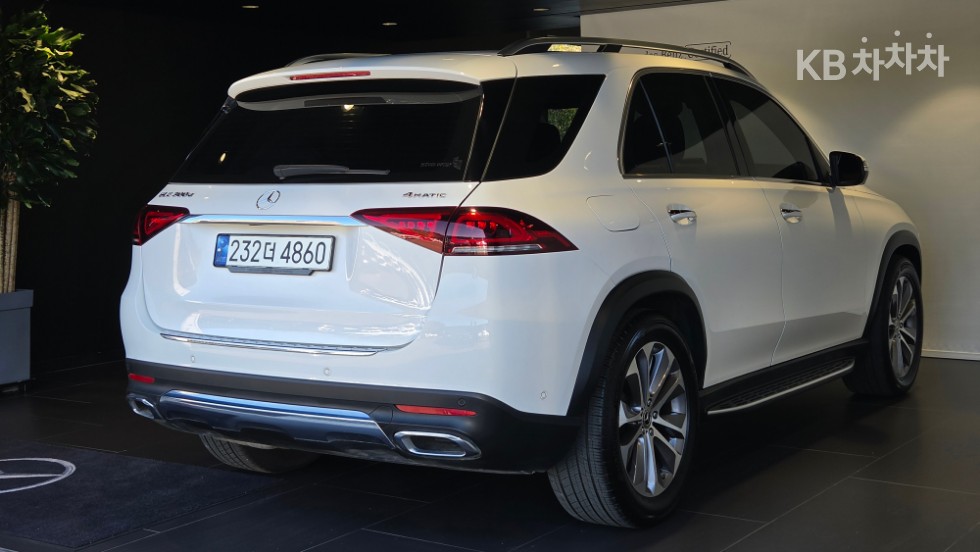 Mercedes-Benz GLE-Class — фото 4