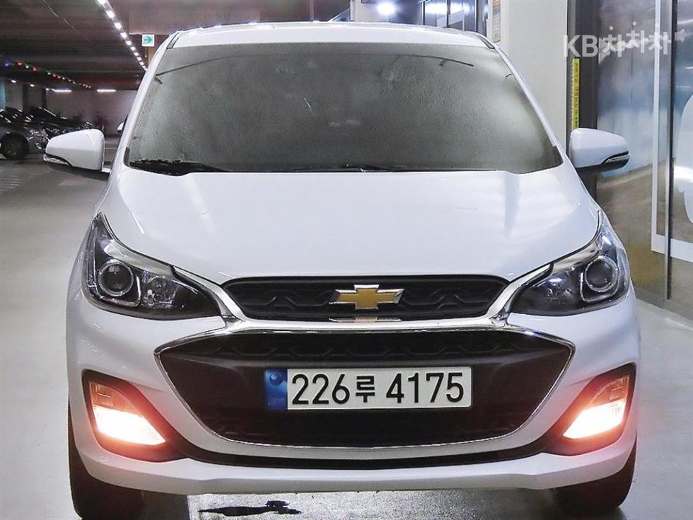 GM Korea Chevrolet Spark BASE MODEL — фото 2