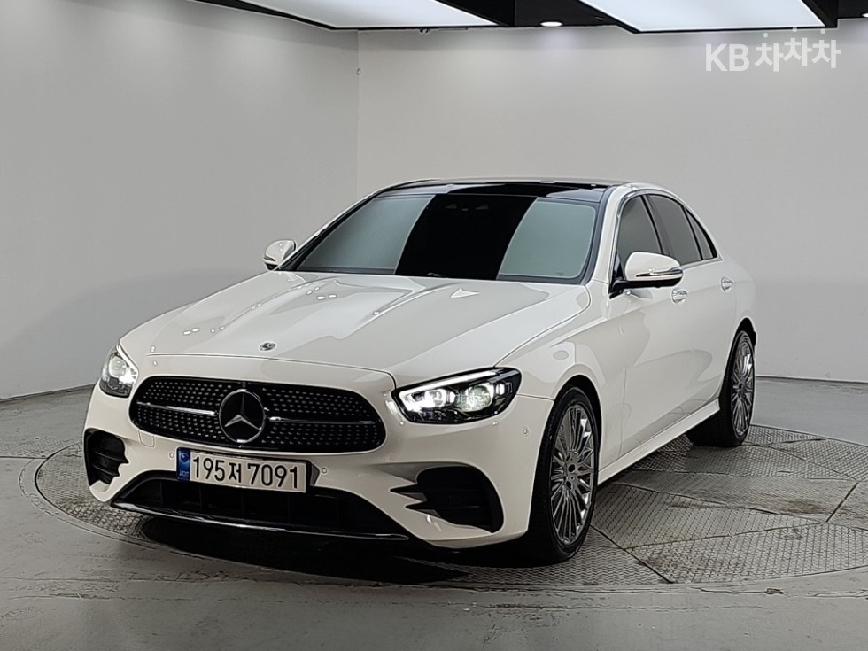 Mercedes-Benz E-Class AMG Line — фото 1