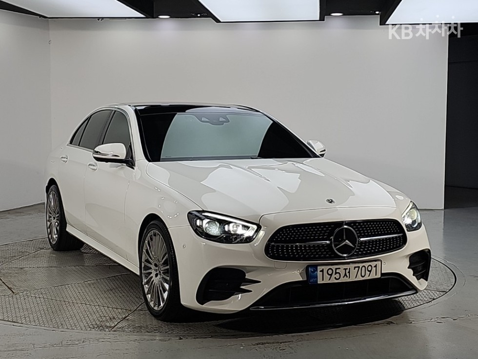 Mercedes-Benz E-Class AMG Line — фото 2