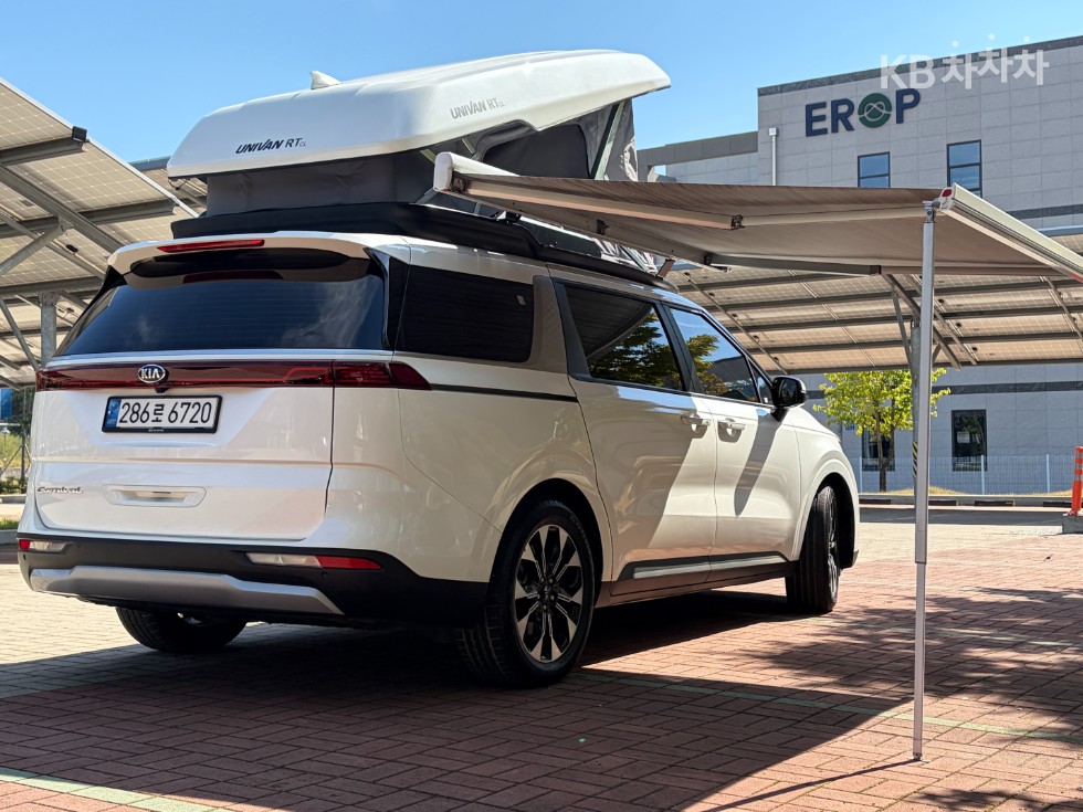 Kia Carnival BASE MODEL — фото 4