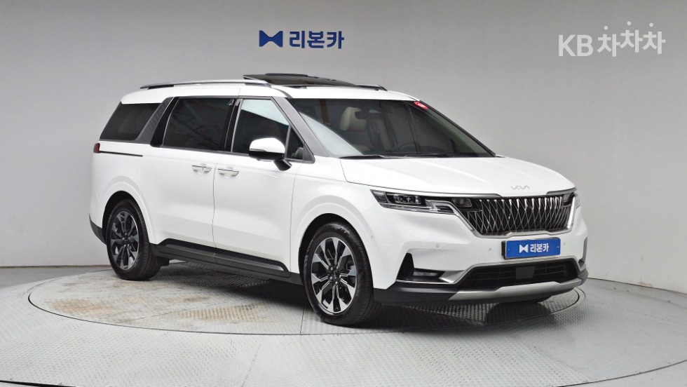 Kia Carnival SIGNATURE — фото 3