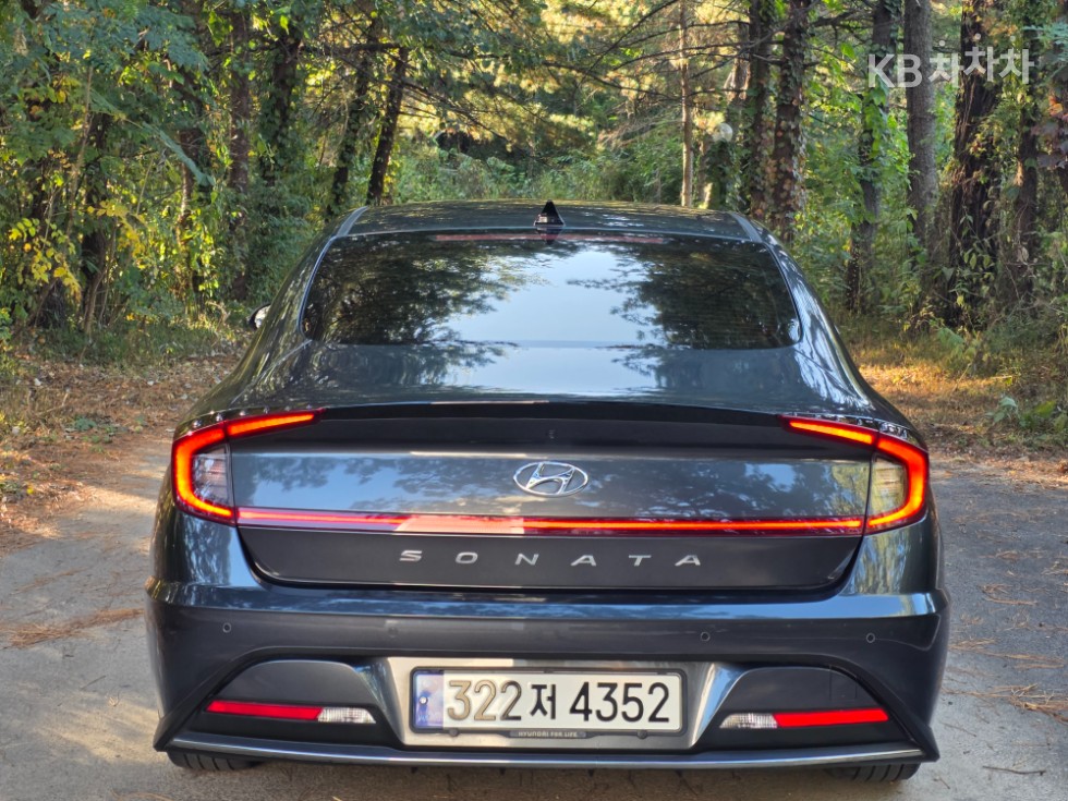 Hyundai Sonata Premium Family — фото 3