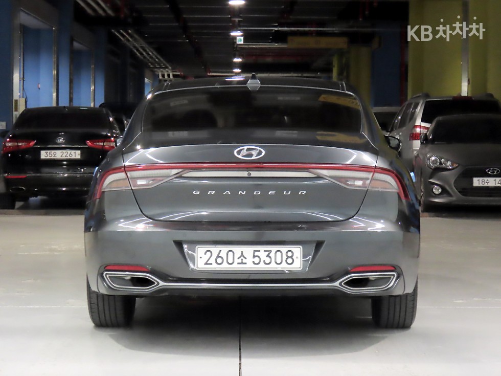Hyundai Grandeur Premium Choice — фото 3
