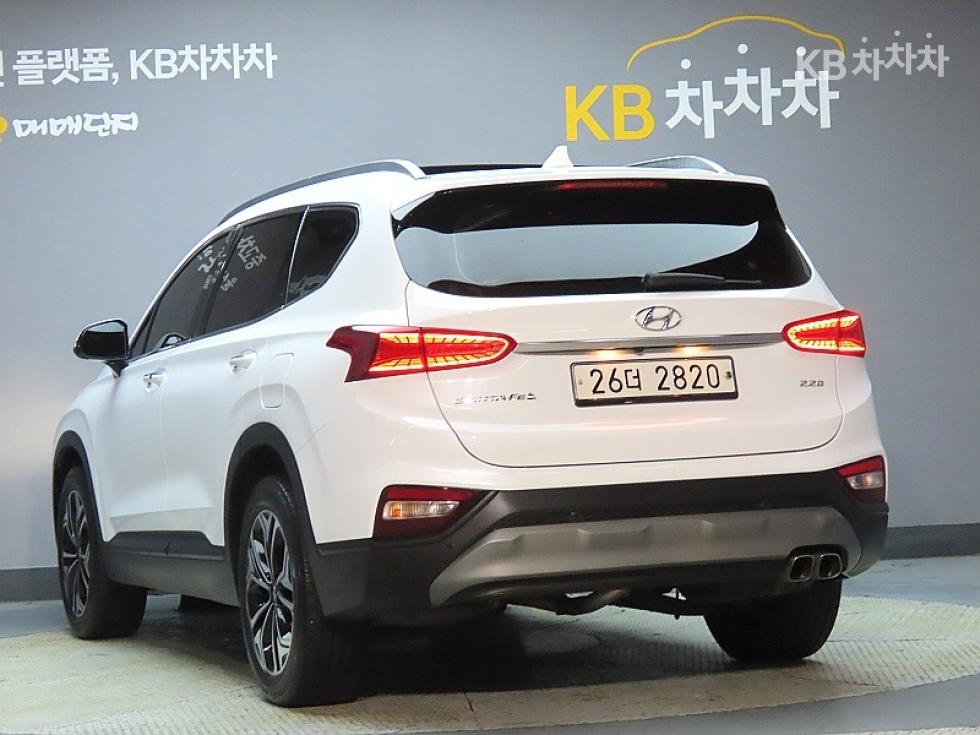 Hyundai Santa Fe EXCLUSIVE — фото 4