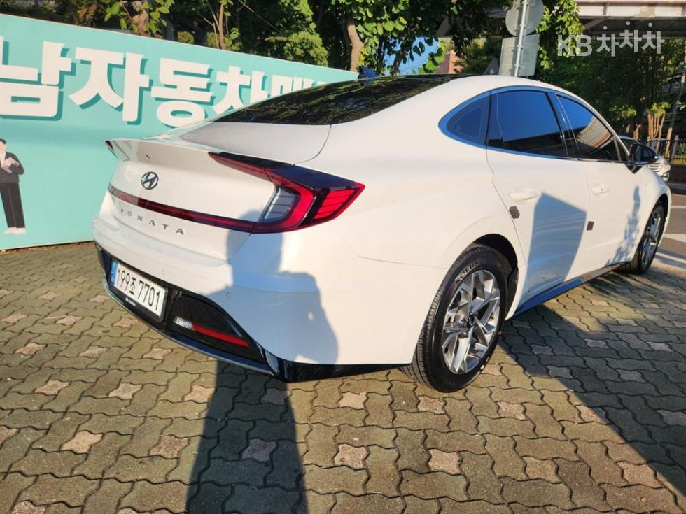 Hyundai Sonata PREMIUM PLUS — фото 3