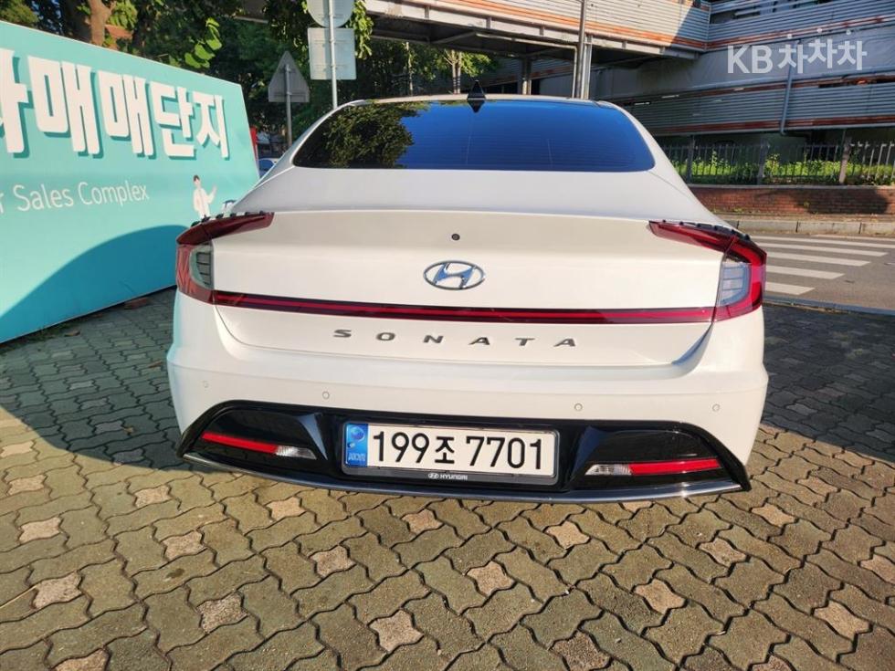 Hyundai Sonata PREMIUM PLUS — фото 4