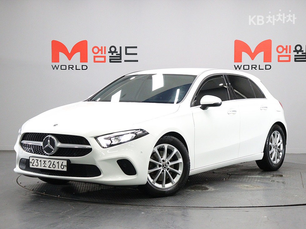 Mercedes-Benz A-Class BASE MODEL — фото 1