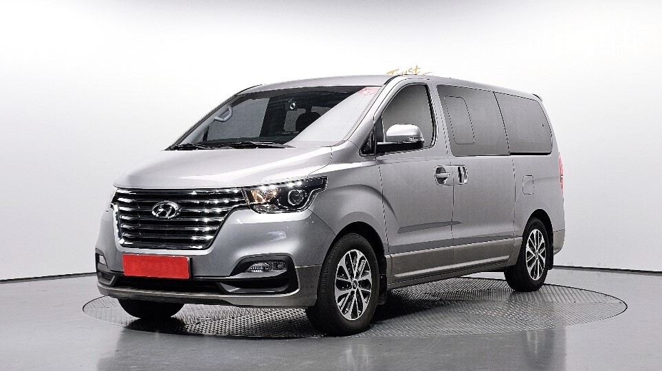 Hyundai Starex EXCLUSIVE — фото 1