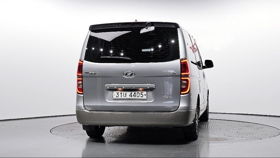 Hyundai Starex EXCLUSIVE — фото 4