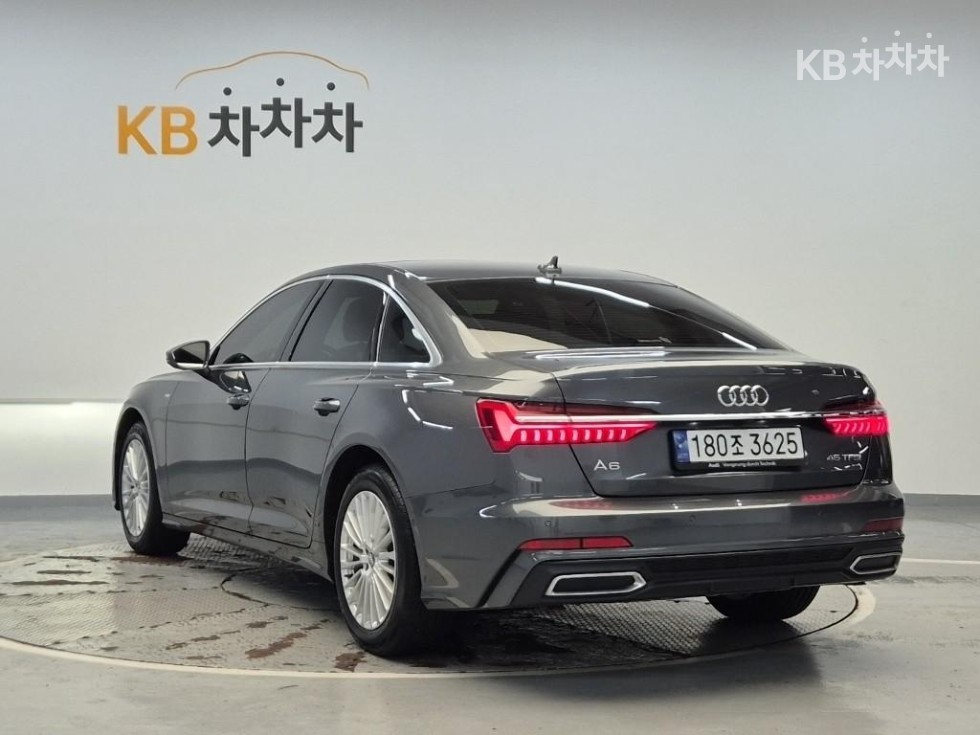 Audi A6 Premium — фото 2