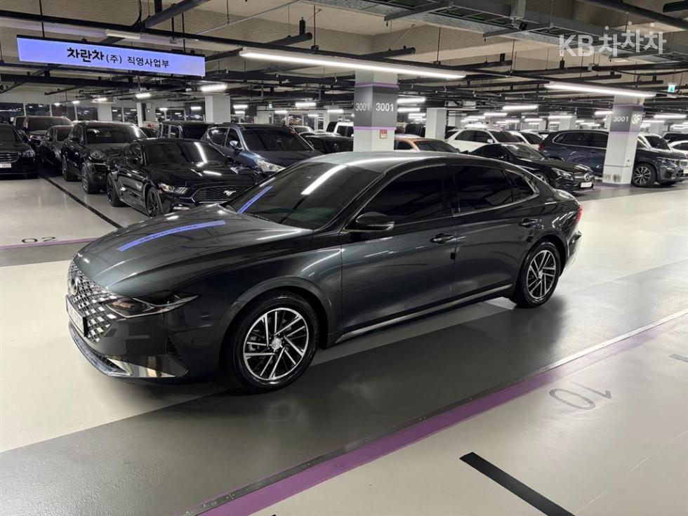 Hyundai Grandeur Premium — фото 2