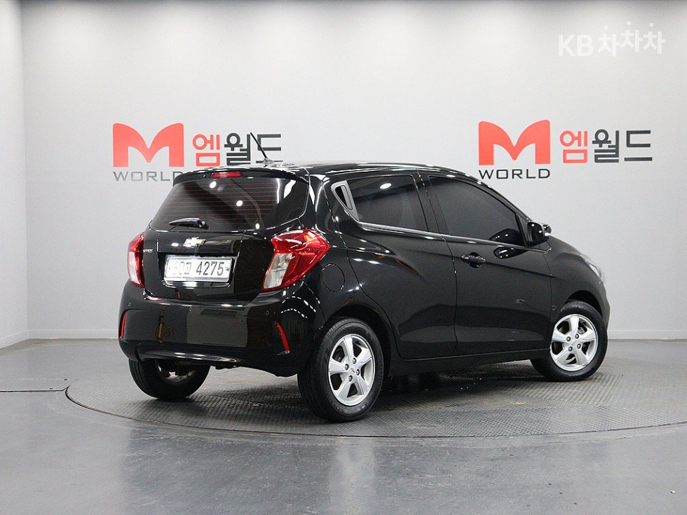 GM Korea Chevrolet Spark BASE MODEL — фото 3