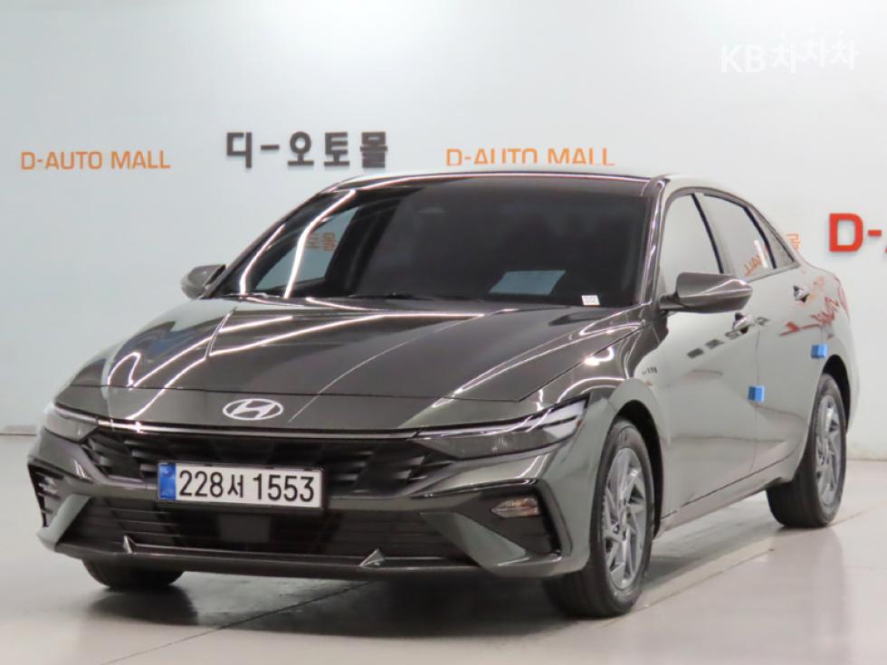 Hyundai Avante — фото 1