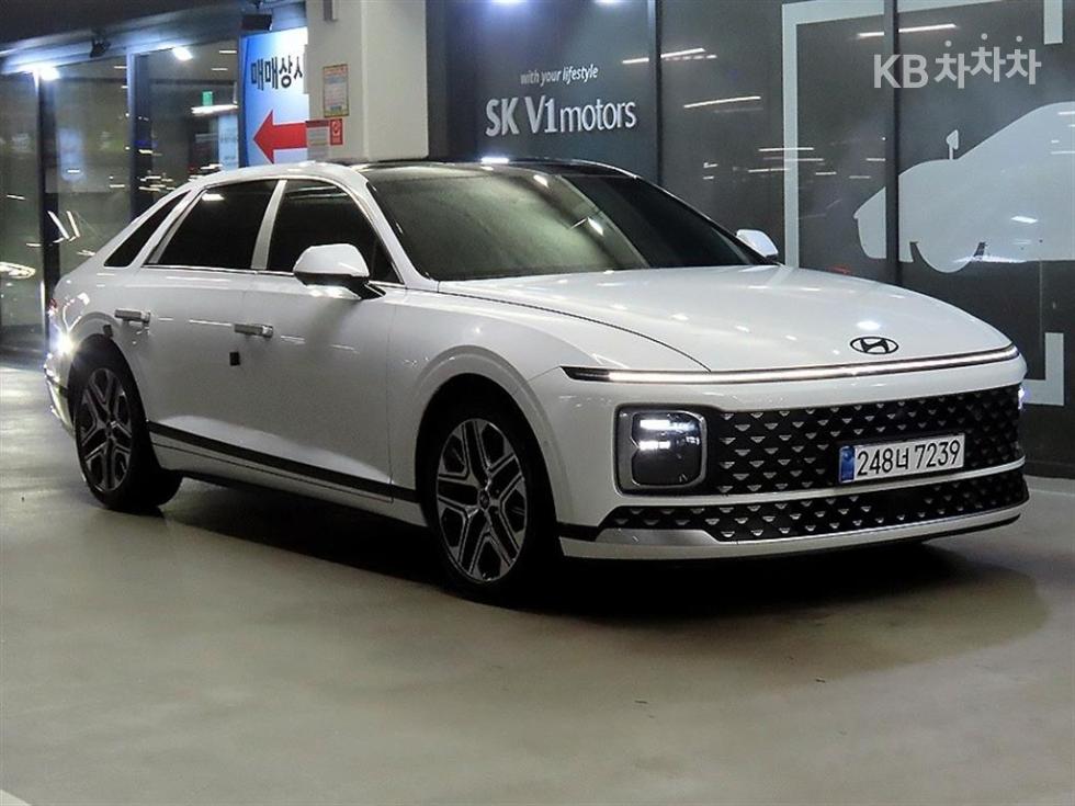 Hyundai Grandeur EXCLUSIVE — фото 1