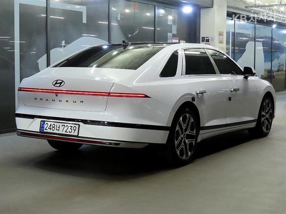 Hyundai Grandeur EXCLUSIVE — фото 4