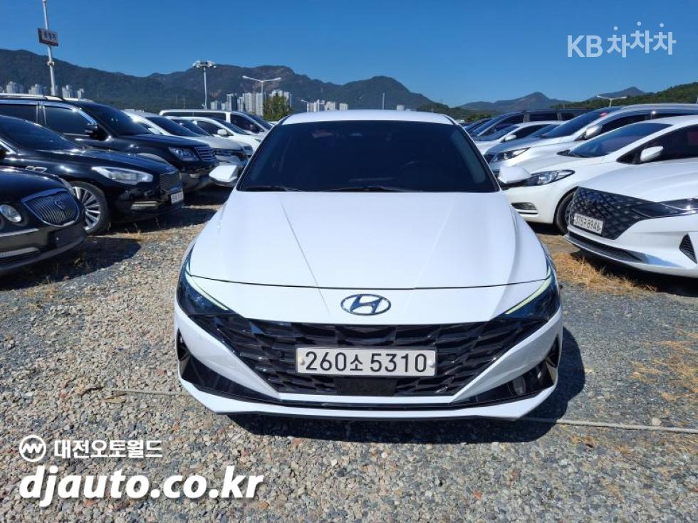Hyundai Avante — фото 1