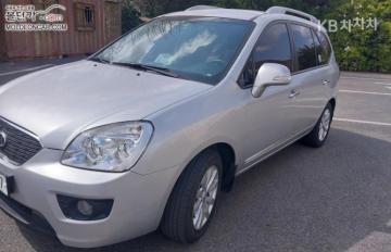 Kia Carens 2.0 LPI GLX — foto 1