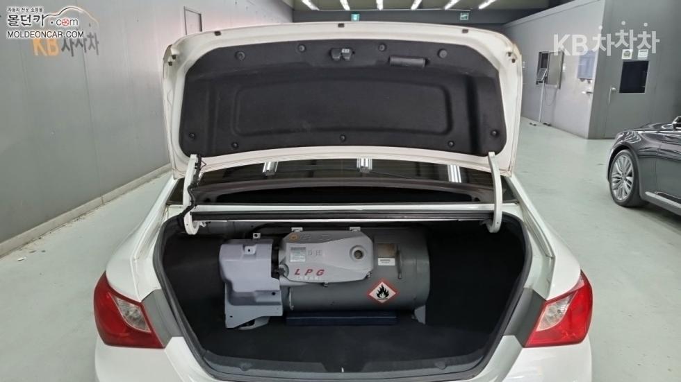 Hyundai Sonata — miniaturë 17