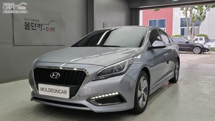 Hyundai Sonata LF Hybrid 2.0 HEV Premium