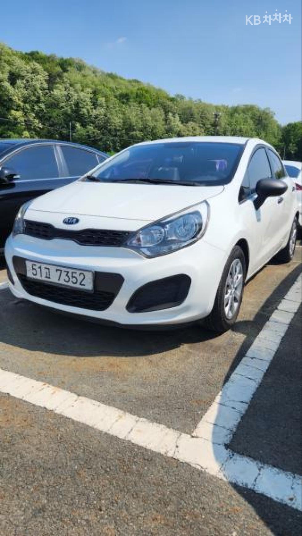 2014 - kia pride