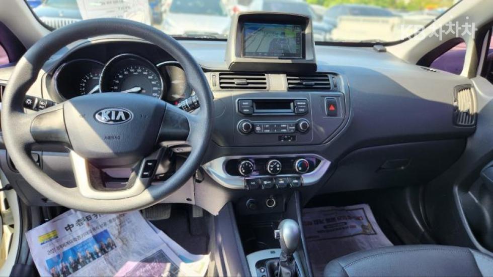 2014 - kia pride