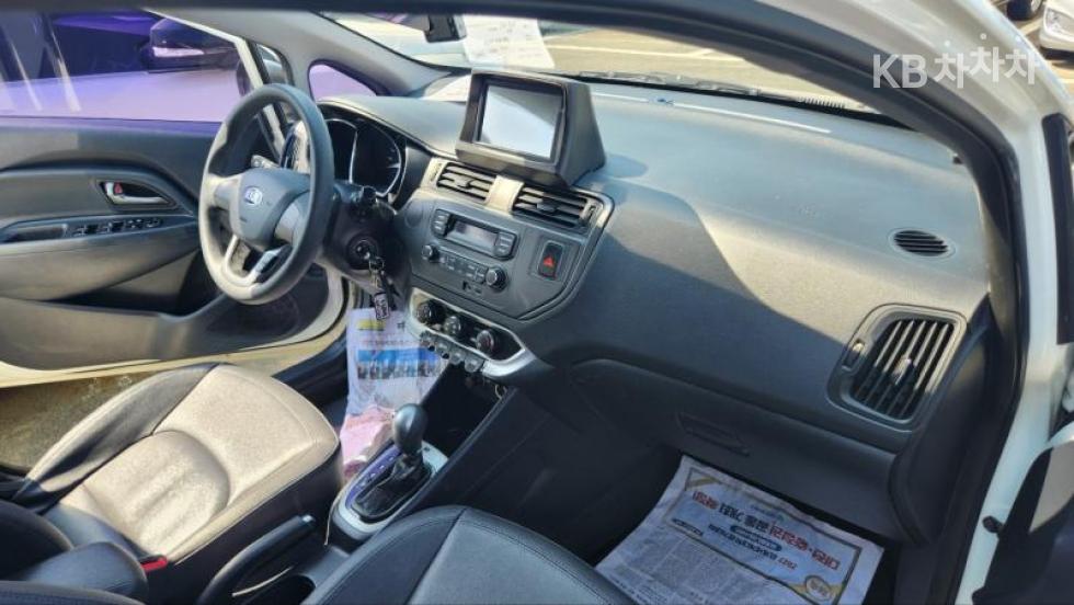 2014 - kia pride