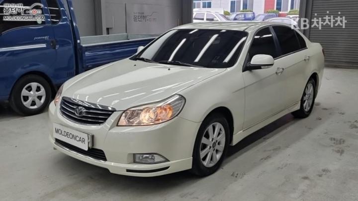 Chevrolet Tosca Premium 6 L6 2.0 SX