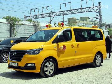 Hyundai Starex — foto 1